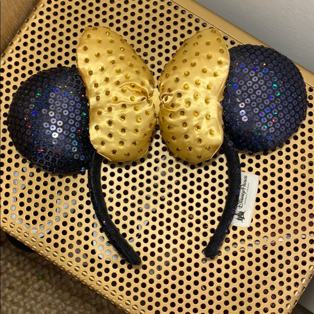 Adult Disney mini ears